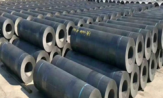आर्क फर्नेस ग्रेफाइट इलेक्ट्रोड यूएचपी अल्ट्रा हाई पावर ग्रेड उच्च कठोरता